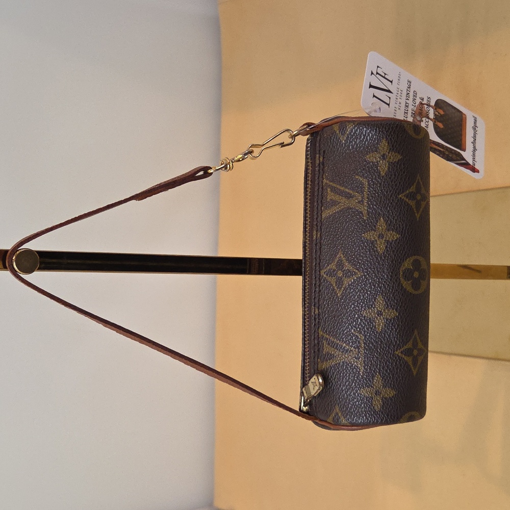 Louis Vuitton 1970's ULTRA RARE Mini Papillon wristlet-highly collectable piece - Picture 4 of 17